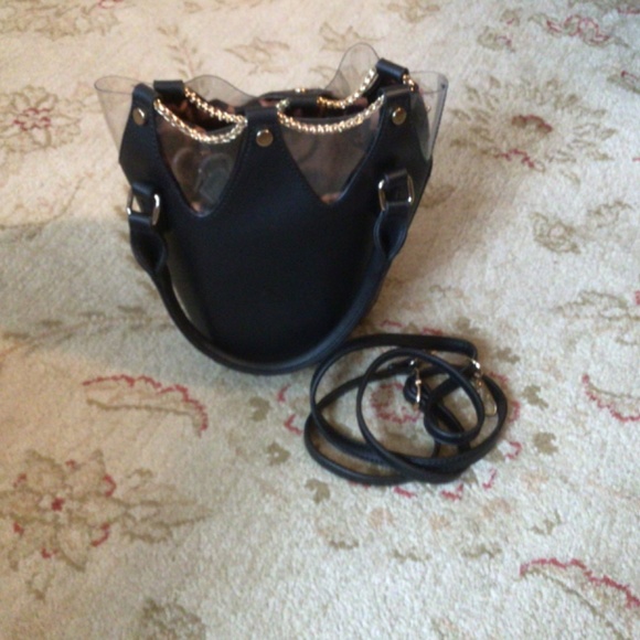 Black Faux Leather Bucket Bag with gold chain detail NWOT - Picture 8 of 9